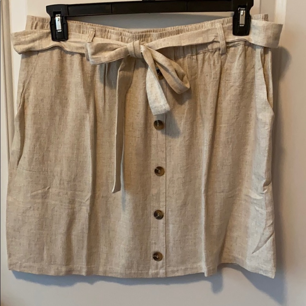 BNWT Umgee Cream Button Front Linen Skirt